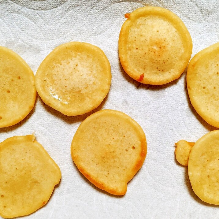 混ぜて焼くだけ☆もちもち揚げ焼きパンケーキ